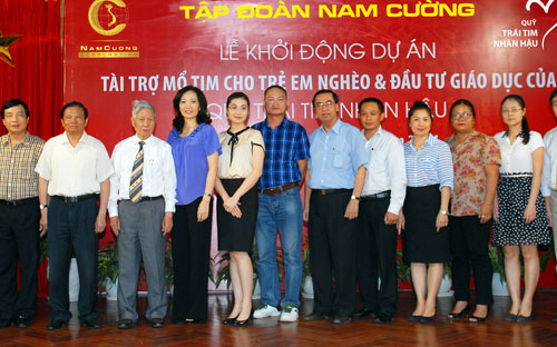 Ban cố vấn cho chương trình là những cán bộ quản lý, bác sỹ, lãnh đạo các cơ quan báo chí, trong đó có Thời Báo PG88 ⭐ Link trang chủ số 1 nhà cái PG88 com casino slot Việt Nam.