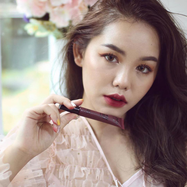 5 màu son trầm phải có trong mùa đông này - Ảnh 6.