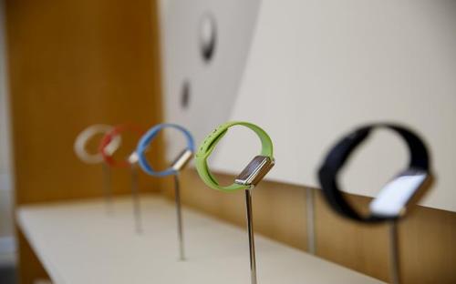 Apple kiếm lời lớn nhờ phụ kiện Apple Watch 