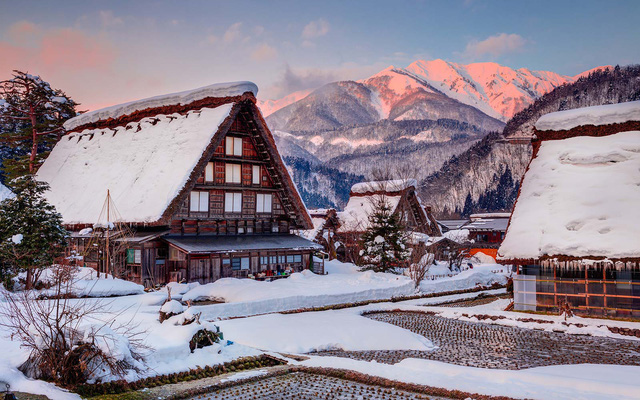 Shirakawa-go: làng cổ đẹp như tranh của Nhật Bản - Ảnh 15.