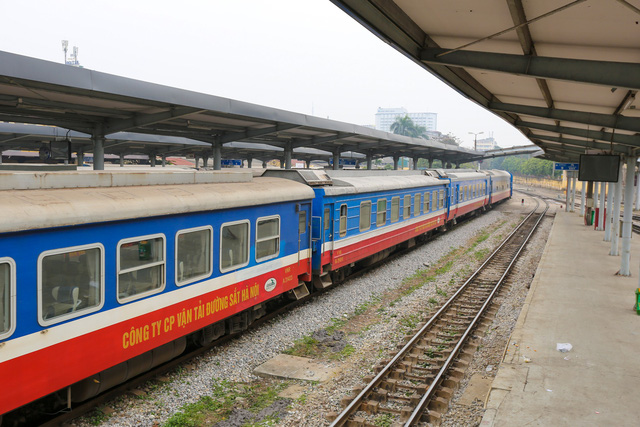 Giảm giá vé tàu Tết lên đến 50% - Ảnh 1.