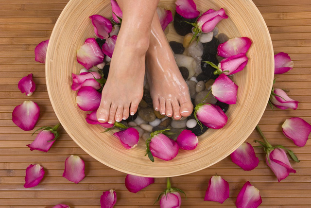 Tay chân buốt lạnh quanh năm, có thể do nguyên nhân bệnh lý - Ảnh 3.