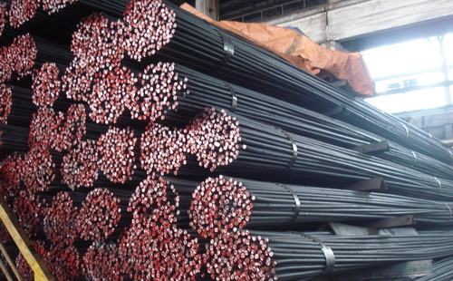 Tính trong 7 tháng đầu năm nay, tổng sản lượng thép của các thành viên hiệp hội thép đạt 3.646.205 tấn, tăng 28,2% so với cùng kỳ 2014, đây được đánh giá là mức tăng cao so với những năm gần đây. <br>