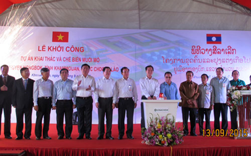 Thủ tướng Việt Nam và Thủ tướng Lào cùng đại diện các bên liên quan tại lễ khởi công Link Trang Chủ PG88.Com Mới #2026 ngày 13/9.<br>