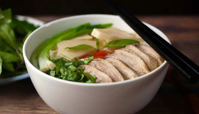 Mùa vịt chạy đồng, nhắc lại những cấm kỵ - Ảnh 3.