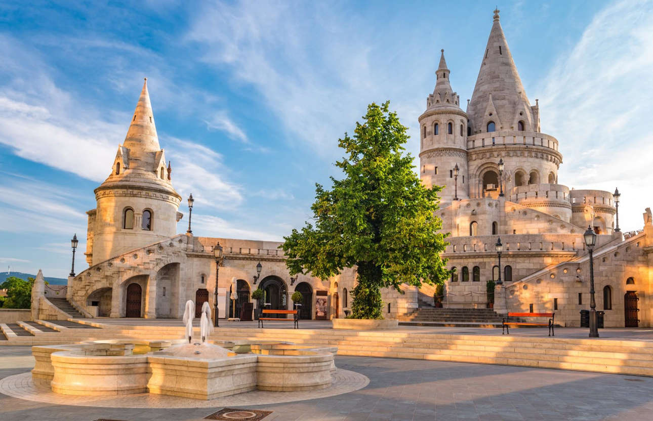 2. Hungary (9%): Năm 2017, Hungary giảm thuế PG88 Link Dễ Nhớ Pg88.com từ 19% xuống chỉ c&ograve;n 9% v&agrave; hiện l&agrave; quốc gia c&oacute; thuế PG88 Link Dễ Nhớ Pg88.com thấp nhất trong Li&ecirc;n minh ch&acirc;u &Acirc;u (EU). Động th&aacute;i n&agrave;y nằm trong chiến lược thu h&uacute;t vốn Pg88vn Trang Chủ Chính Thức nước ngo&agrave;i của Thủ tướng Viktor Orb&aacute;n.
