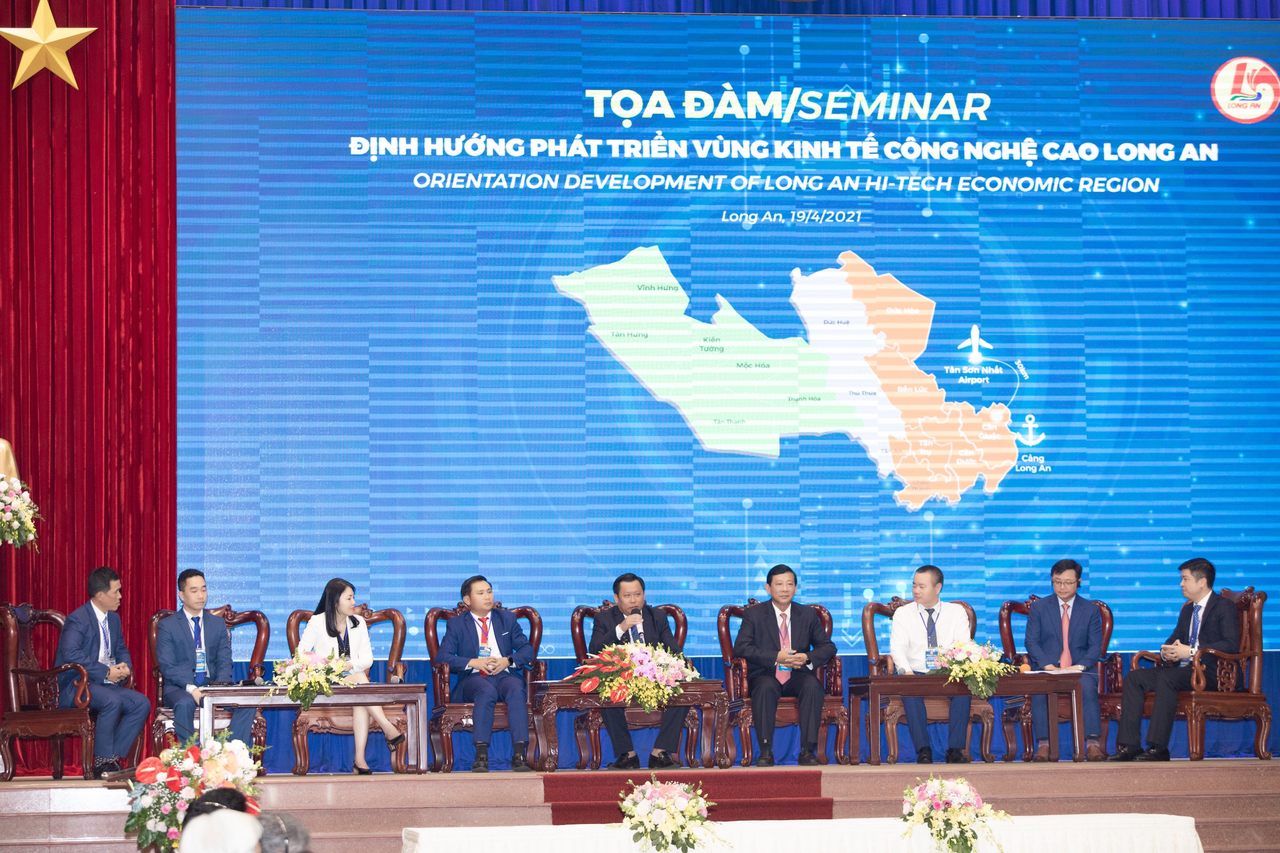 C&aacute;c PG88 Link Dễ Nhớ Pg88.com đang trao đổi tại tọa đ&agrave;m 
