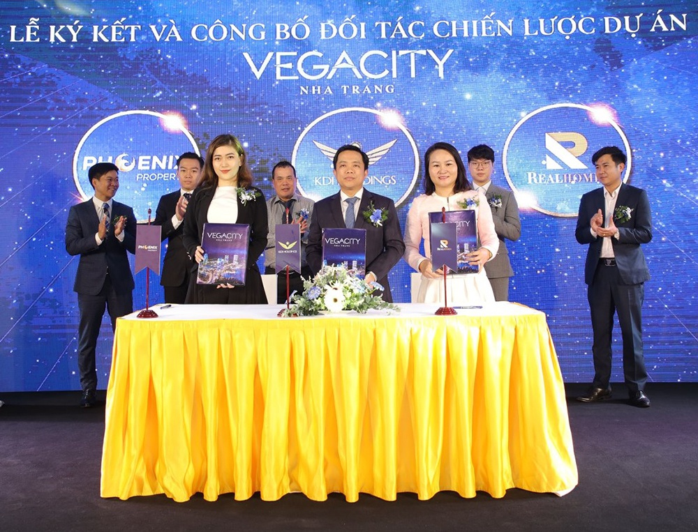 Công ty Phoenix Property cùng Tập đoàn KDI Holdings kí kết với tổng đại lý phân phối Link Trang Chủ PG88.Com Mới #2026 Vegacity Nha Trang.