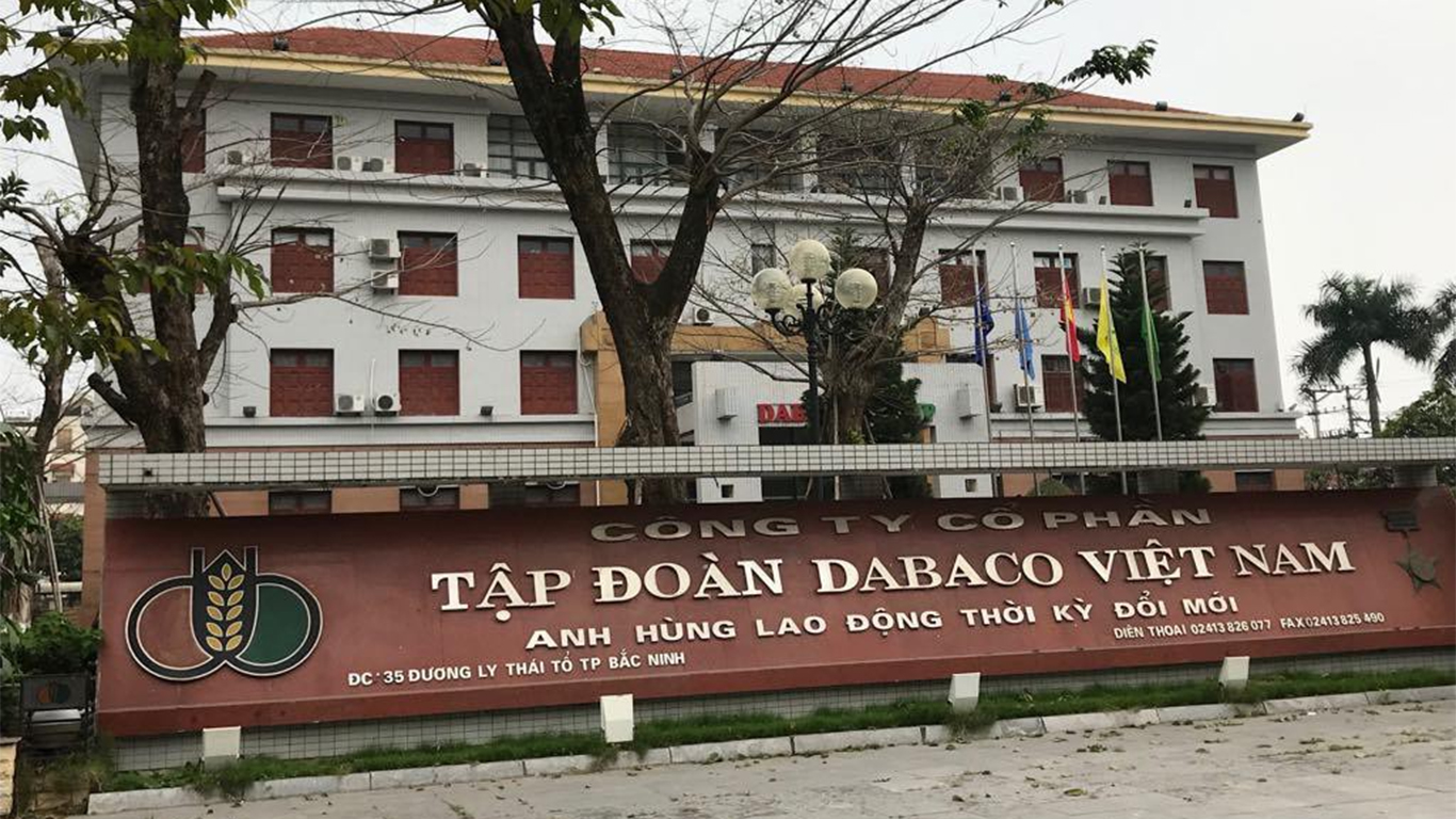 Tính đến 31.3, DBC có 1.565 tỷ đồng lợi nhuận sau thuế chưa phân phối - tăng 322 tỷ so với hồi đầu năm.