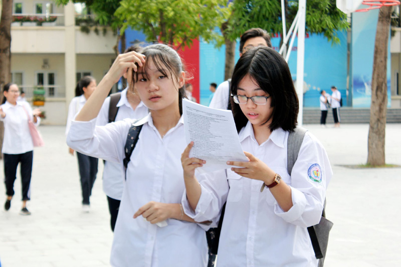 Tạm hoãn tổ chức thi lớp 10 Trường THPT Chuyên Khoa học tự nhiên 2021