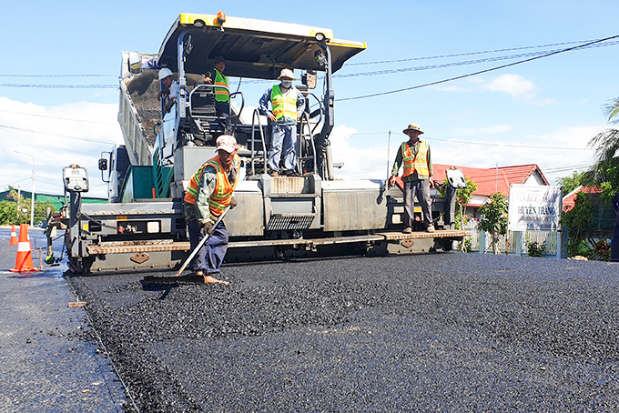 Nhiều đoạn trên Quốc lộ 26 bị hư hỏng, phải sửa chữa, nâng cấp nhiều lần.