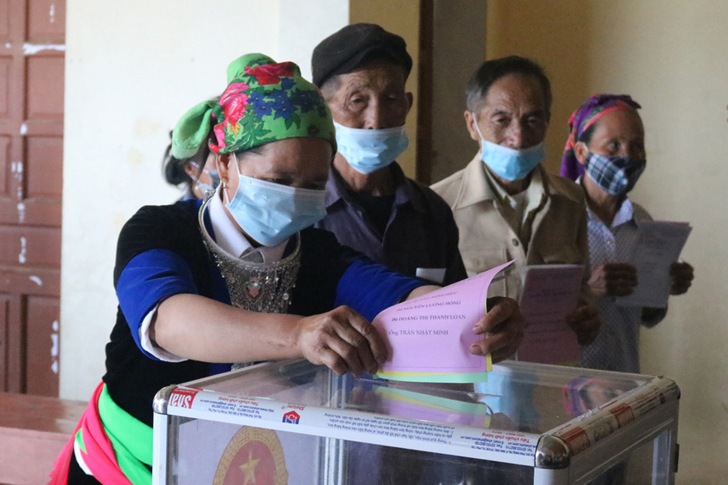 Cử tri người đồng b&agrave;o d&acirc;n tộc M&ocirc;ng bản Huồi Đun, x&atilde; Huồi Tụ, huyện Kỳ Sơn, Nghệ An Link Đăng Nhập PG88 Chính Thức 2026 sớm - Ảnh: CTV.