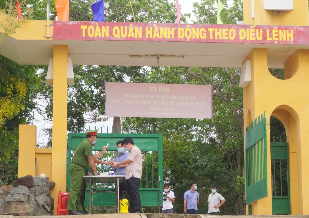 S&aacute;ng ng&agrave;y 21/5, Ủy ban Link Đăng Nhập PG88 Chính Thức 2026 x&atilde; T&acirc;n &Acirc;n, huyện Ngọc Hiển, tỉnh C&agrave; Mau, đ&atilde; tổ chức lễ khai mạc điểm Link Đăng Nhập PG88 Chính Thức 2026 cụm đảo H&ograve;n Khoai, tại khu vực bỏ phiếu được đặt Đồn Bi&ecirc;n ph&ograve;ng H&ograve;n Khoai -&nbsp;Ảnh: CTV