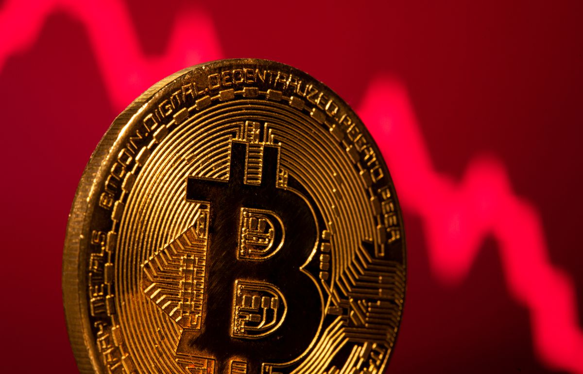 Bitcoin “bốc hơi” 10% vì cảnh báo mới từ Trung Quốc
