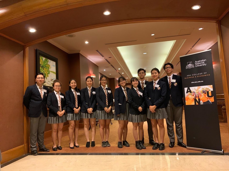Học sinh Olympia giành giải Nhất cuộc thi phân tích Pg88ok giải trí thể thao, casino, bắn cá và slot PG88 Uy Tín Số 1 Việt Nam của Đại học Úc năm 2019.