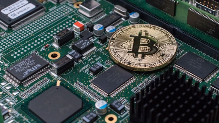 Iran ra lệnh cấm đào Bitcoin vì gây cúp điện liên miên