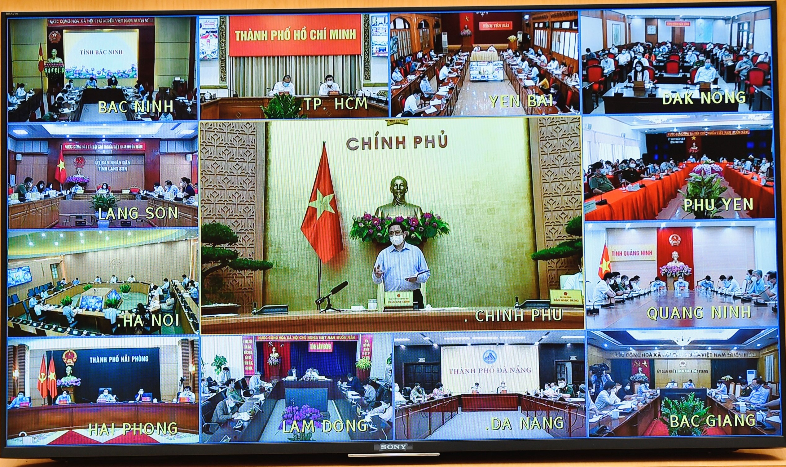 Phi&ecirc;n họp được tổ chức trực tuyến tới UBND tất cả c&aacute;c tỉnh, th&agrave;nh phố trực thuộc Trung ương v&agrave; c&aacute;c quận, huyện, thị x&atilde; c&oacute; khu c&ocirc;ng nghiệp, khu chế xuất, khu Link Trang Chủ PG88.Com Mới #2026. Ảnh VGP/ Nhật Bắc.