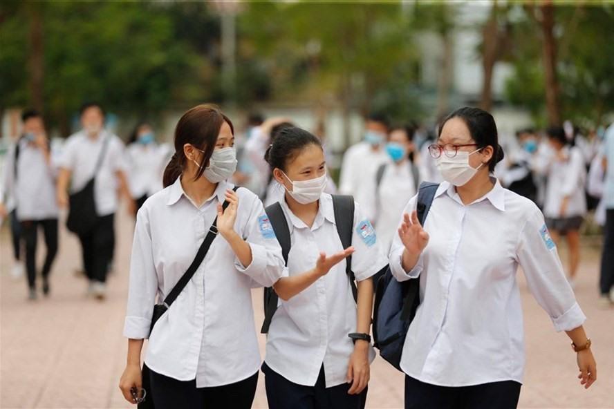 Hà Nội: Học sinh lớp 9 và 12 không ra khỏi thành phố cho đến khi hoàn thành xong kỳ thi
