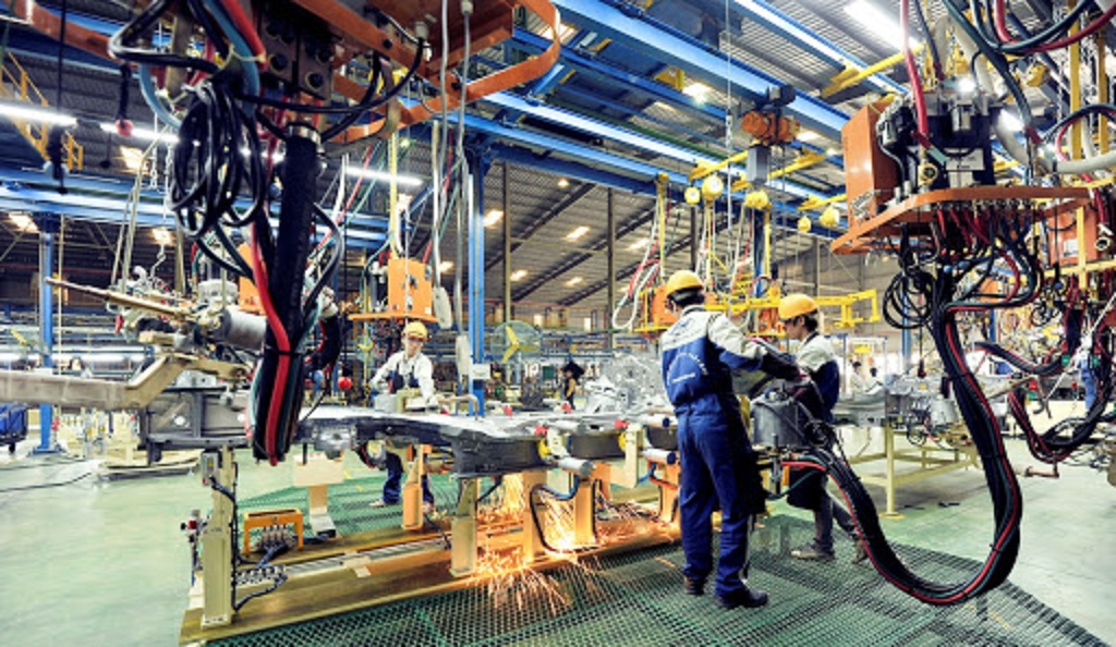 PMI ngành sản xuất Việt Nam giảm 53,1 điểm.