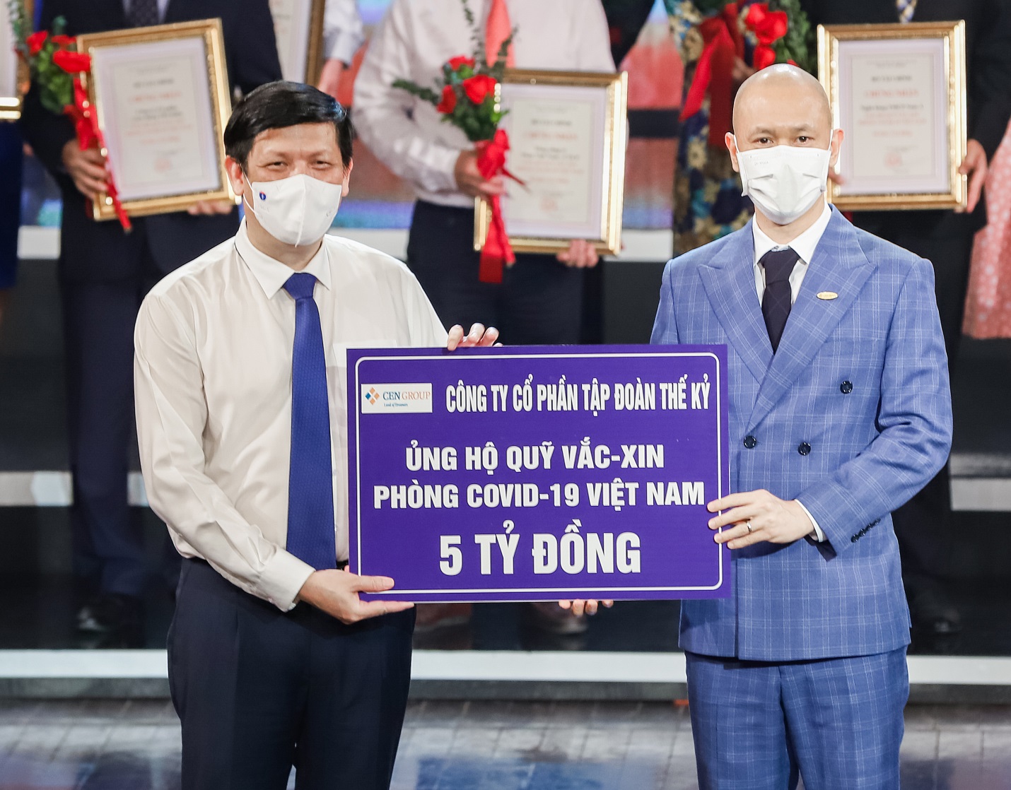 Cen Group chung tay c&ugrave;ng cả nước đẩy l&ugrave;i dịch Covid-19.
