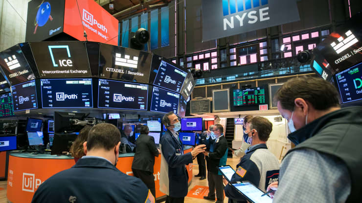Các nhà giao dịch Pg88vnd dành cho Android và iOS tại Việt Nam trên sàn NYSE ở New York, Mỹ - Ảnh: NYSE/CNBC.