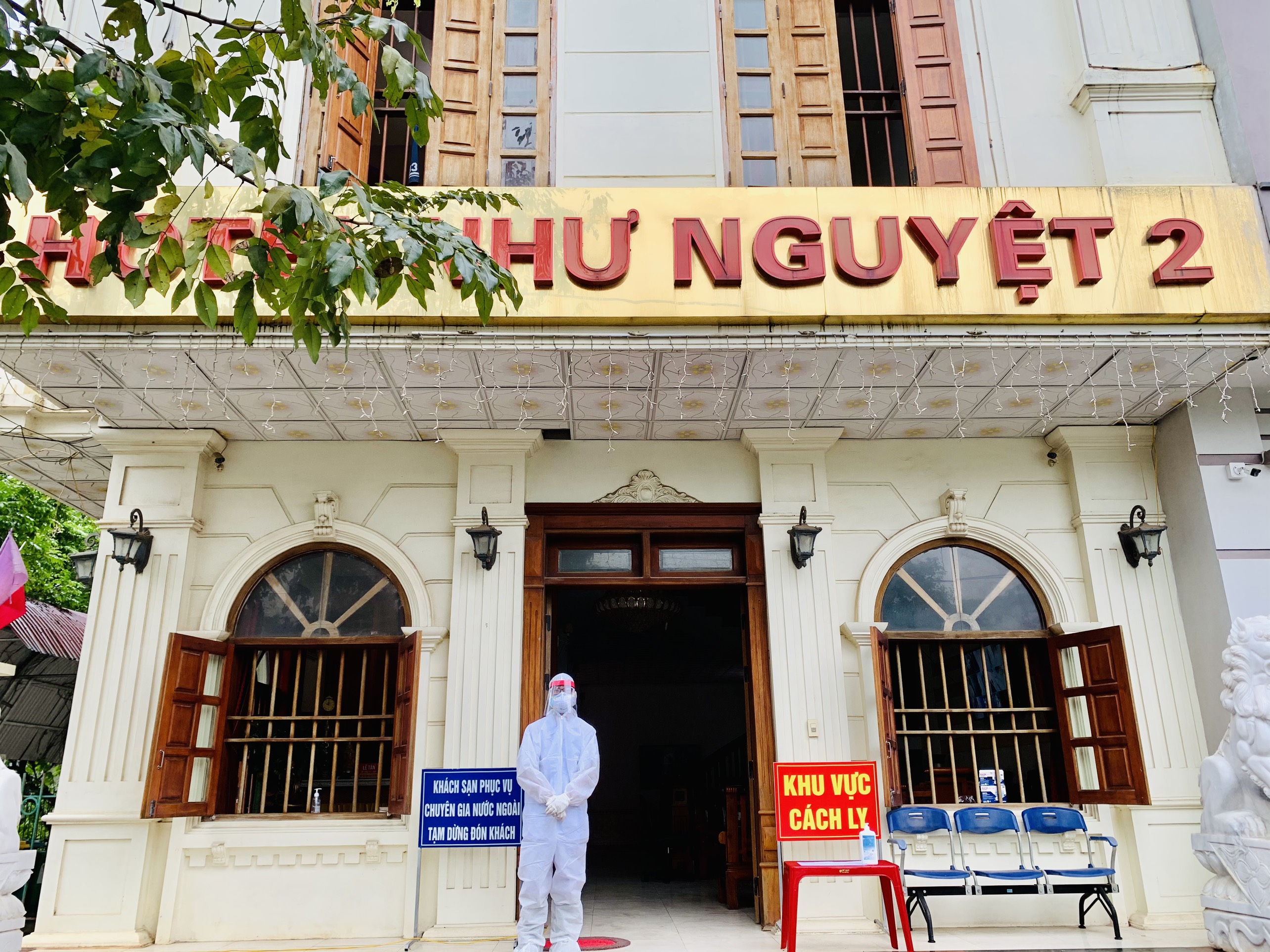 Nhiều cơ sở lưu tr&uacute;&nbsp;trở th&agrave;nh nơi c&aacute;ch ly, kh&aacute;m bệnh tập trung bệnh nh&acirc;n nghi nhiễm, đ&atilde; nhiễm Covid-19.&nbsp;