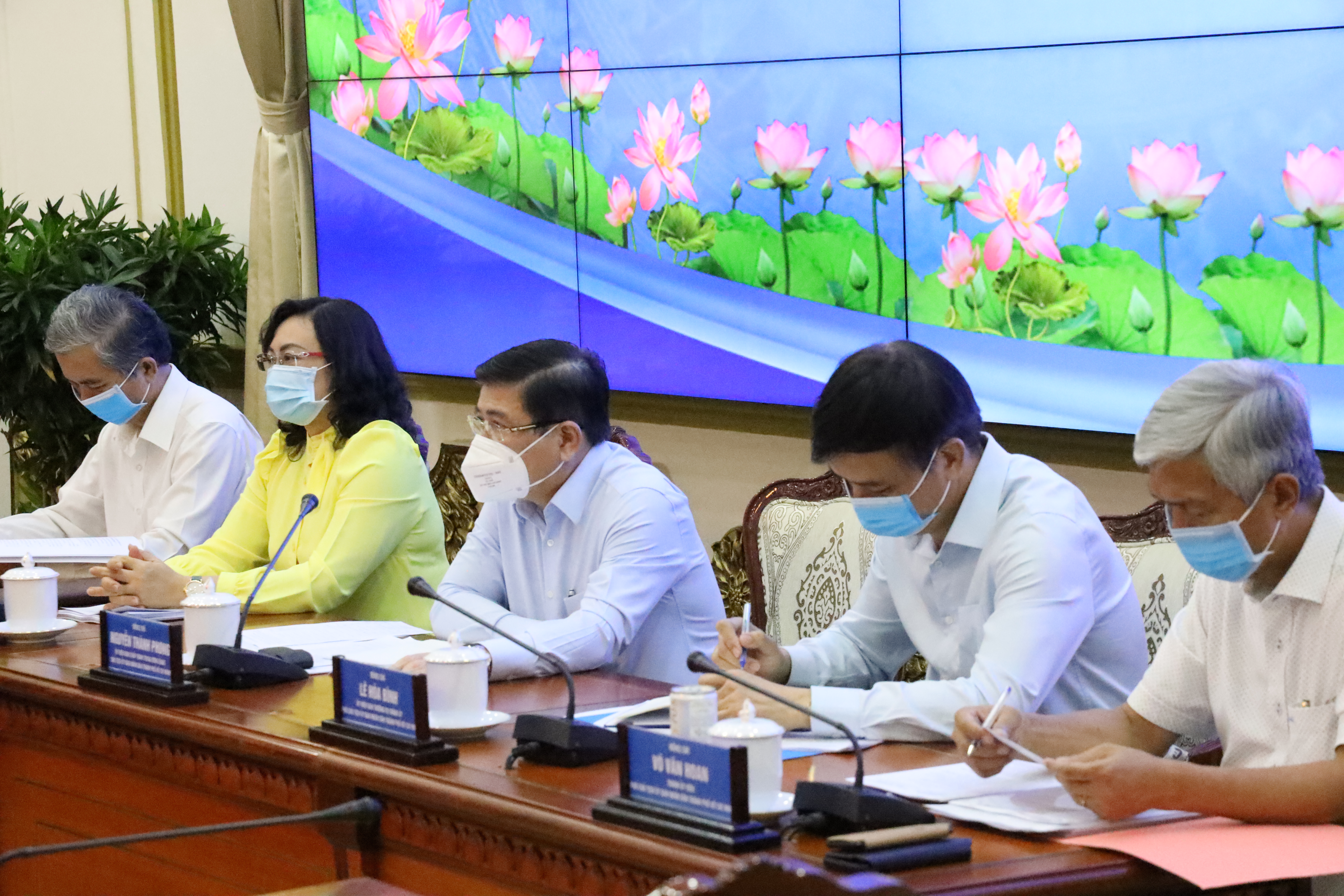 TP.HCM họp bàn giải pháp thúc đẩy tăng trưởng PG88 ⭐ Link trang chủ số 1 nhà cái PG88 com casino slot  sau đại dịch.