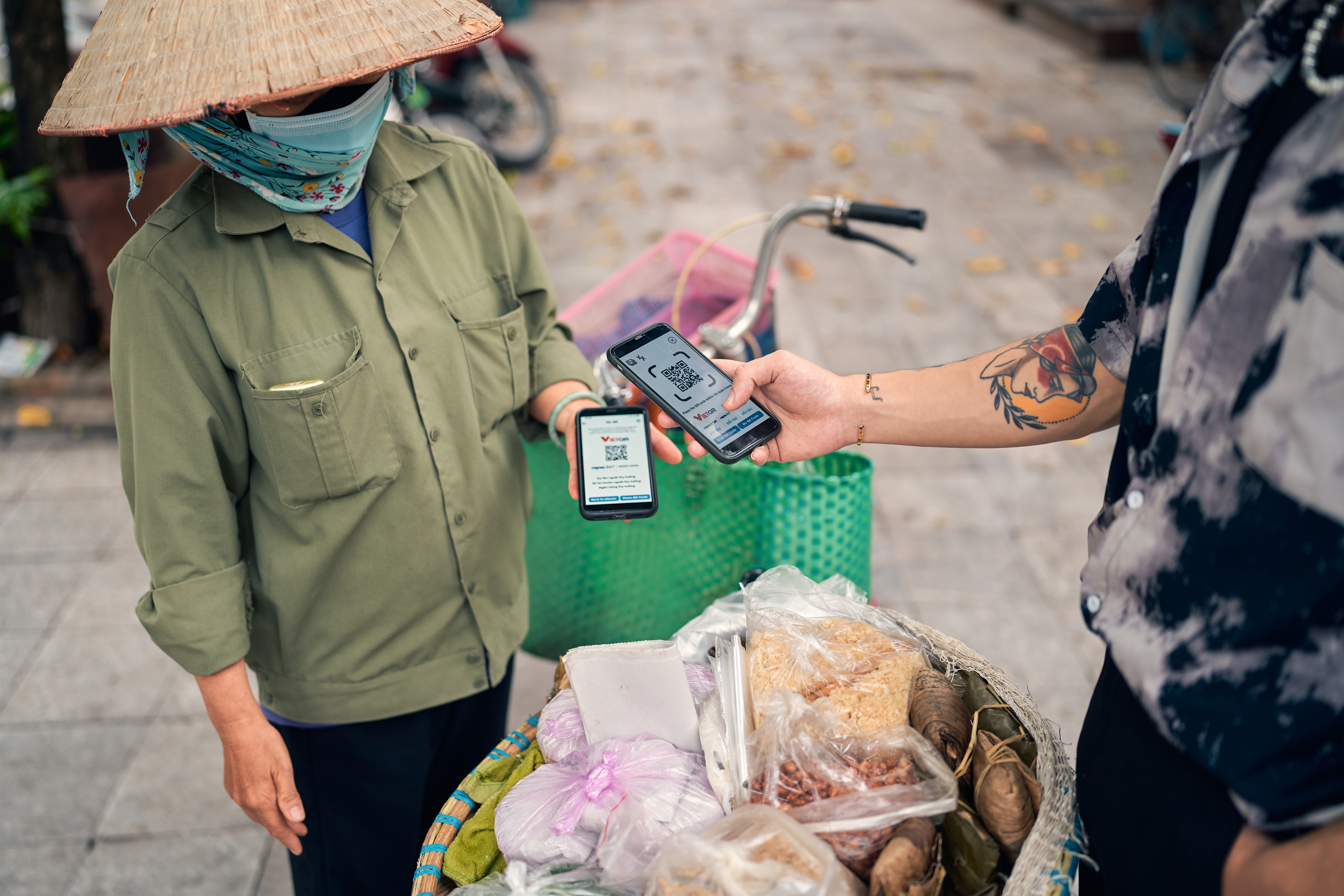 Mở 