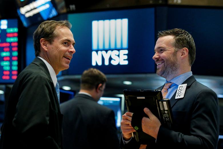Đà tăng chưa dừng, S&P 500 lập kỷ lục phiên thứ 5 liên tiếp
