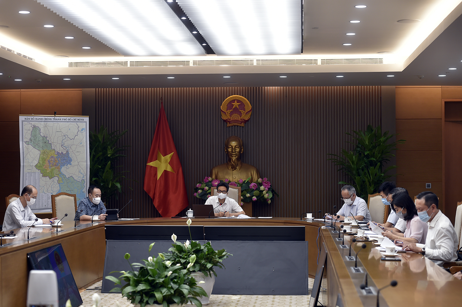 To&agrave;n cảnh cuộc họp. Ảnh - VGP.&nbsp;