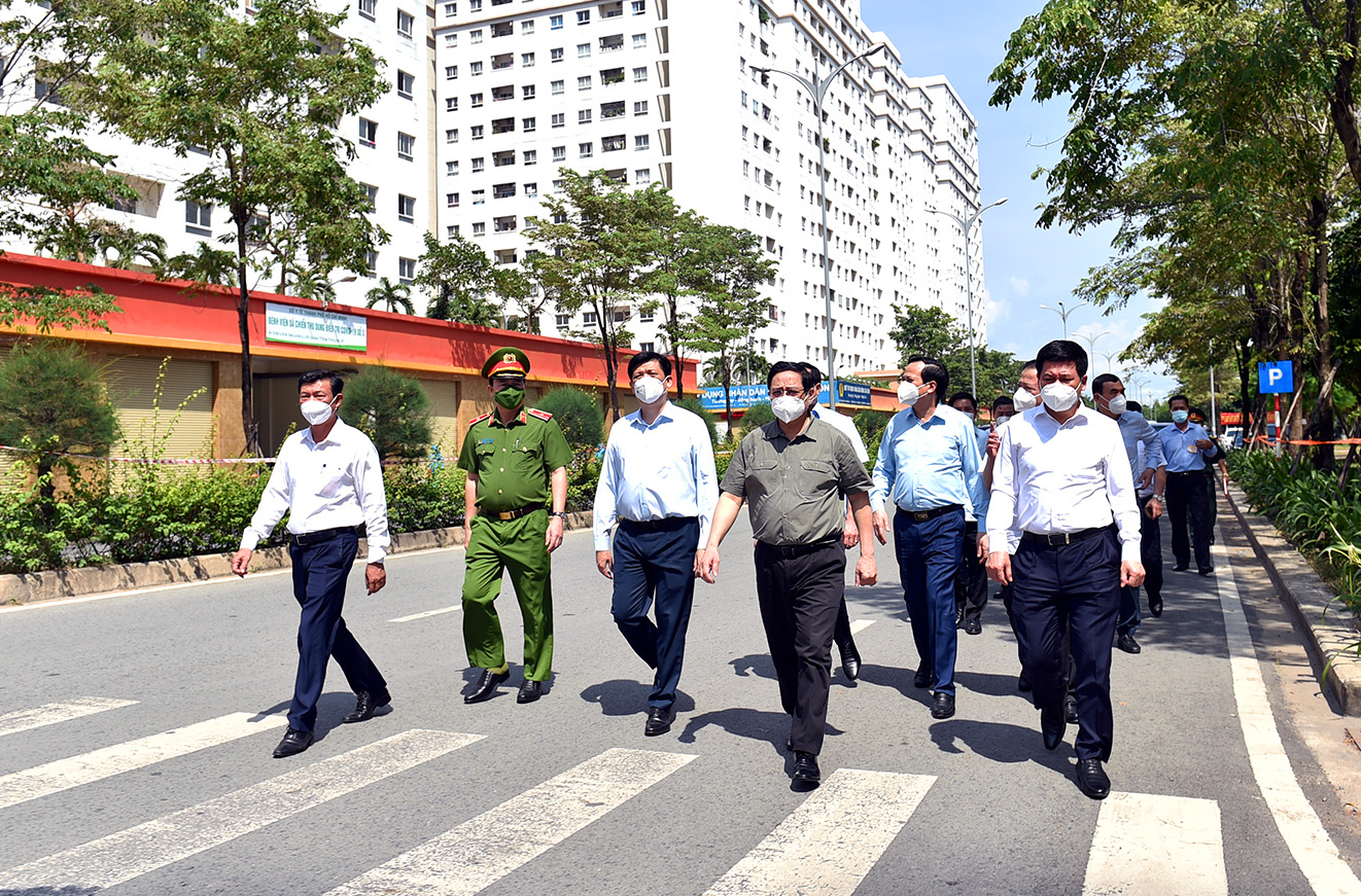 Thủ tướng Phạm Minh Ch&iacute;nh thị s&aacute;t bệnh viện d&atilde; chiến tại khu t&aacute;i PG88 Sòng bạc trực tuyến TOP 1 Việt Nam | Casino, Nổ Hũ phường An Kh&aacute;nh, TP. Thủ Đức.