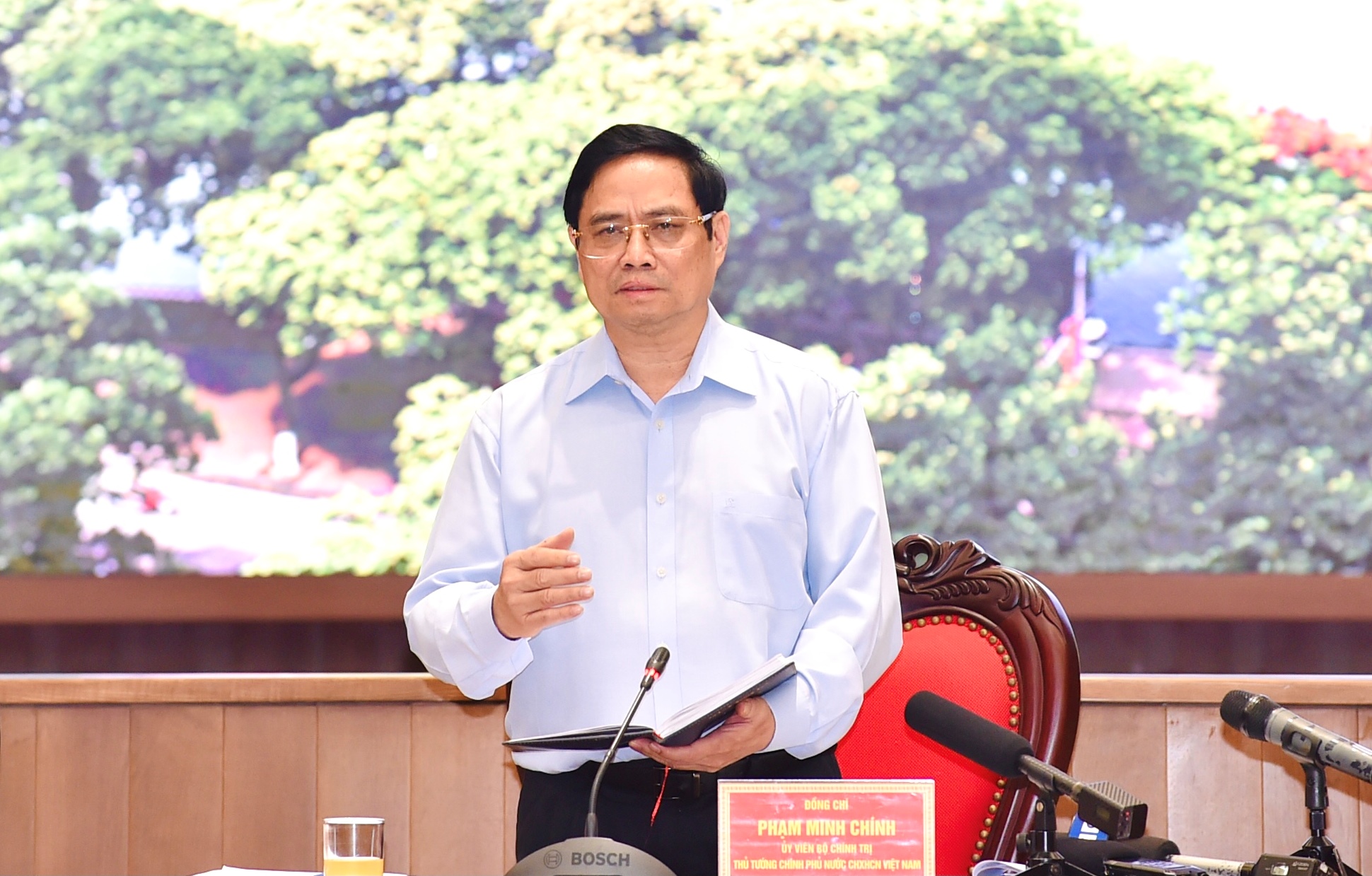 Thủ tướng Phạm Minh Chính tại buổi Pg88hi Thể Thao, Bóng Đá, Casino, Nổ Hũ, Xổ Số với Hà Nội - Ảnh: VGP.