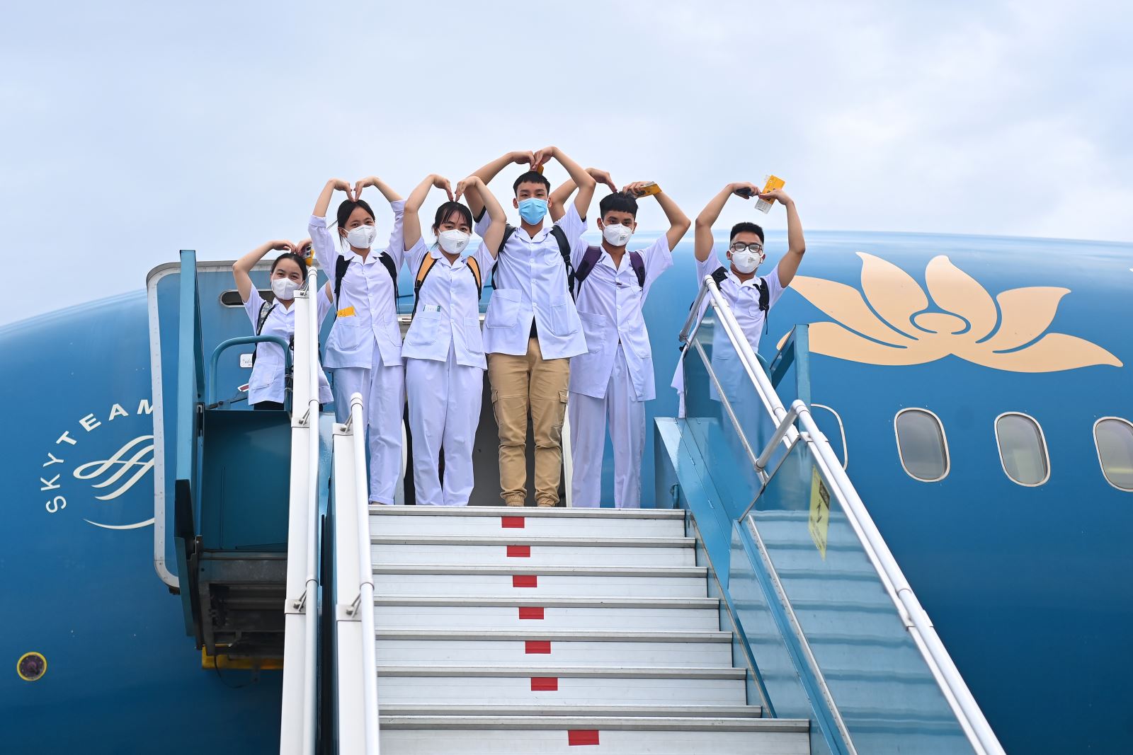 6PG88VN