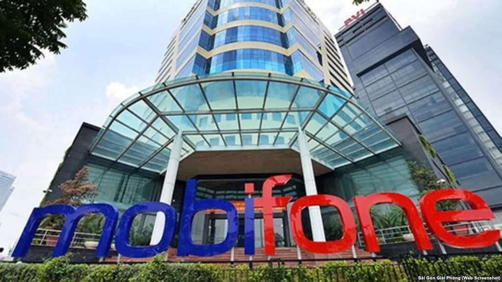 Theo Bộ trưởng Nguyễn Mạnh H&ugrave;ng,&nbsp;MobiFone cũng l&agrave; c&ocirc;ng ty viễn th&ocirc;ng quản l&yacute; hiện đại, chuy&ecirc;n nghiệp v&agrave; cũng l&agrave; c&ocirc;ng ty c&oacute; hiệu quả cao nhất trong ng&agrave;nh.