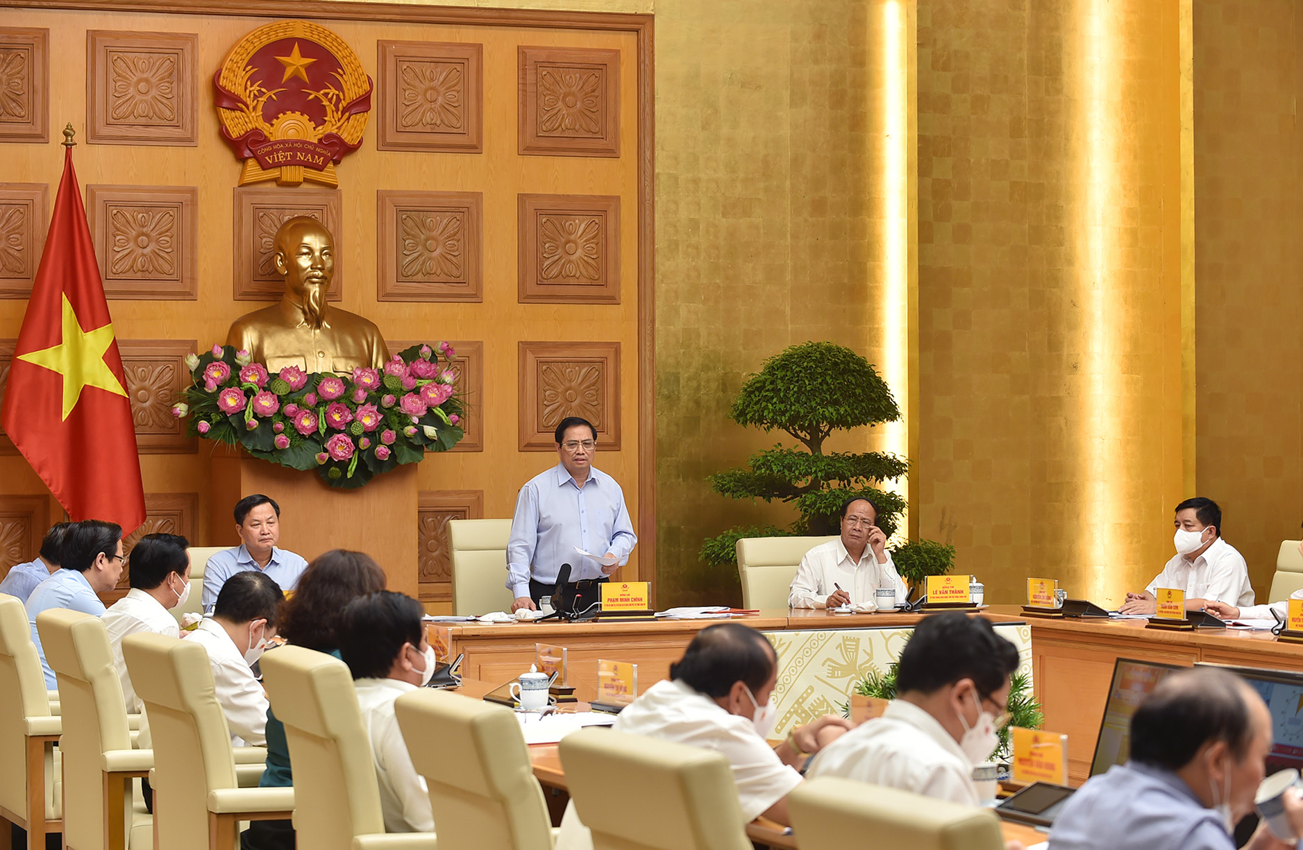 Hội nghị diễn ra trong bối cảnh dịch bệnh diễn biến phức tạp g&acirc;y ảnh hưởng nghi&ecirc;m trọng tới cộng đồng PG88 Link Dễ Nhớ Pg88.com v&agrave; người d&acirc;n - Ảnh: VGP/Nhật Bắc