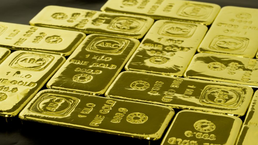Giá vàng nhảy vọt qua ngưỡng chủ chốt 1.800 USD/oz nhờ đồng USD tụt giá
