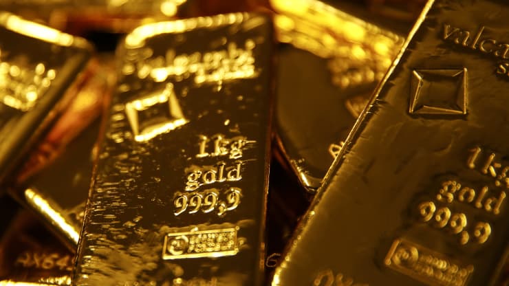 Vàng tụt giá mạnh do đồng USD tăng trở lại