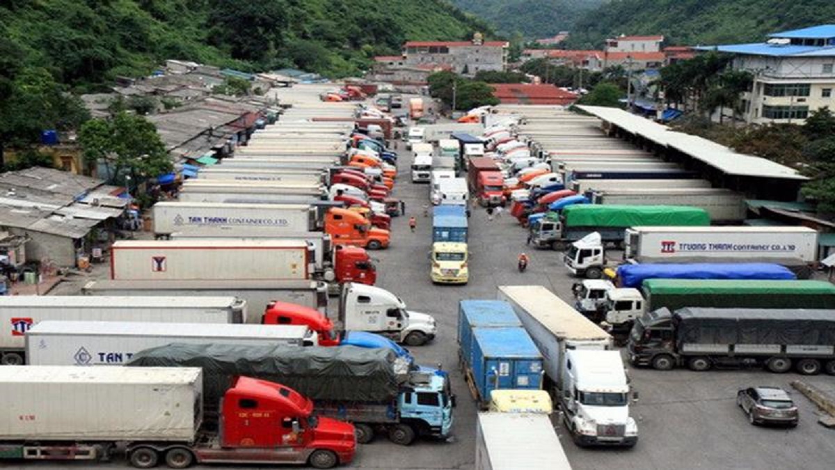 6Pg88.con độc quyền mỗi ngày gặp rất nhiều gian nan trong việc vận chuyển hàng hóa.