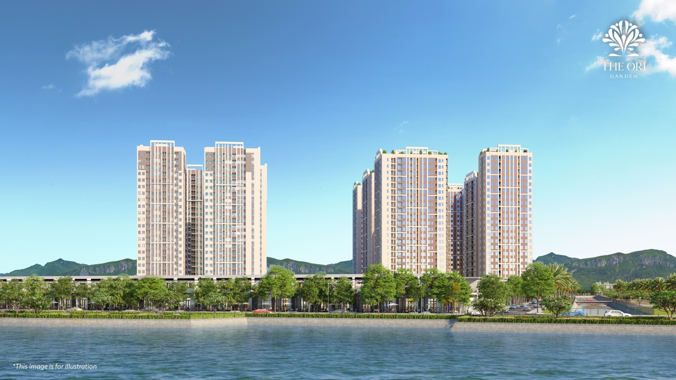 Toạ lạc tại tâm điểm phía Tây Bắc Đà Nẵng, The Ori Garden mang đến cho cư dân tầm nhìn 4 mặt thoáng, 2 mặt hồ: Hồ Bàu Tràm, hồ cảnh quan, ra núi Bạch Mã và biển.