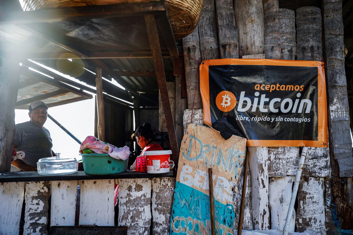 Bất chấp mọi lo ngại, Chính phủ El Salvador bắt đầu mua Bitcoin và hợp thức hoá tiền ảo này