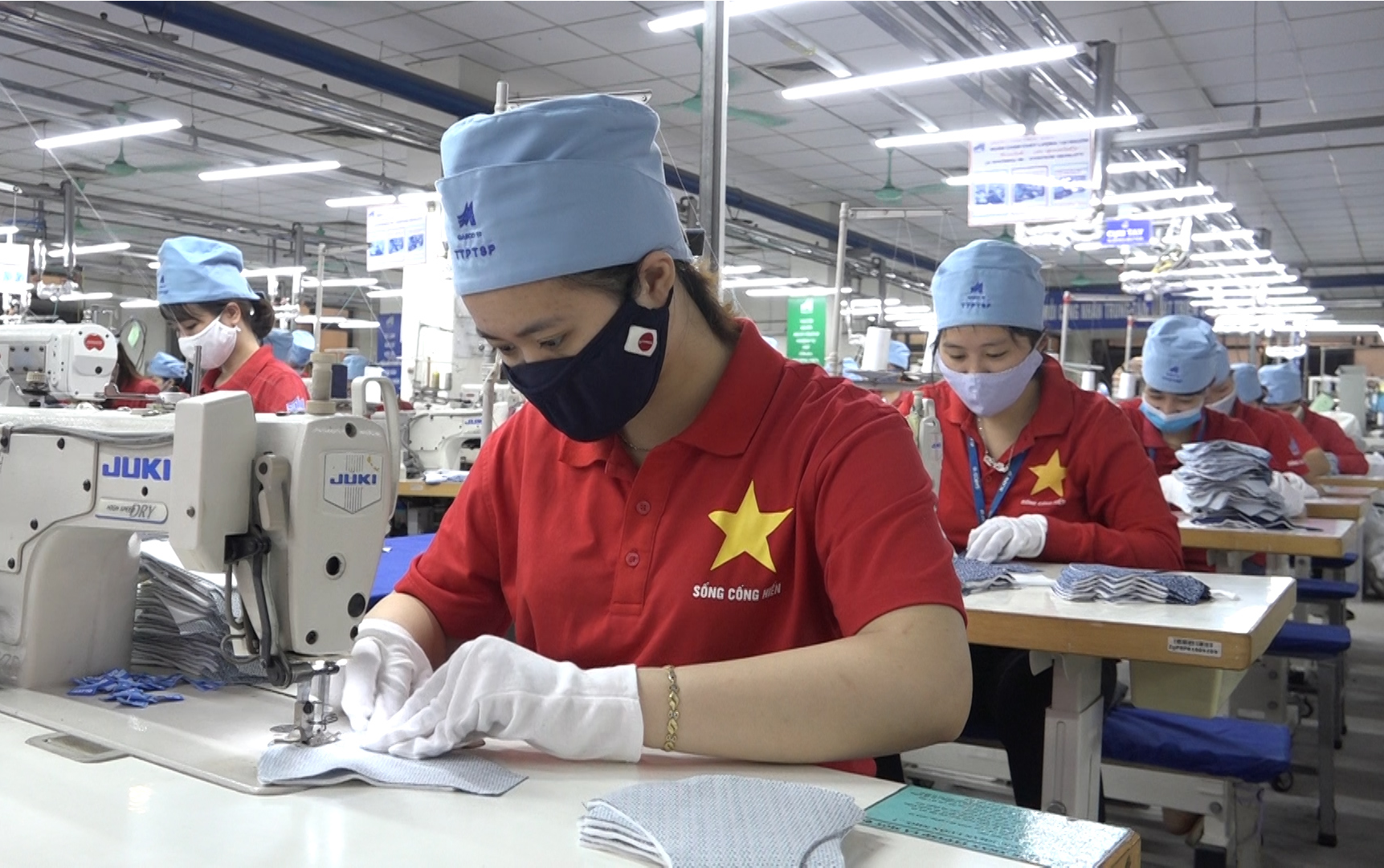 C&aacute;c PG88 Link Dễ Nhớ Pg88.com cho rằng cần đẩy nhanh việc ti&ecirc;m vaccine cho người PG88 Sòng bạc trực tuyến TOP 1 Việt Nam | Casino, Nổ Hũ, đặc biệt l&agrave; những ng&agrave;nh sử dụng nhiều c&ocirc;ng nh&acirc;n như dệt may, da gi&agrave;y, thủy sản...