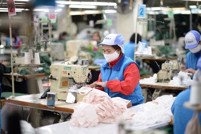 6Pg88.con độc quyền mỗi ngày tư nhân chịu tác động nặng nề nhất trong bão dịch.