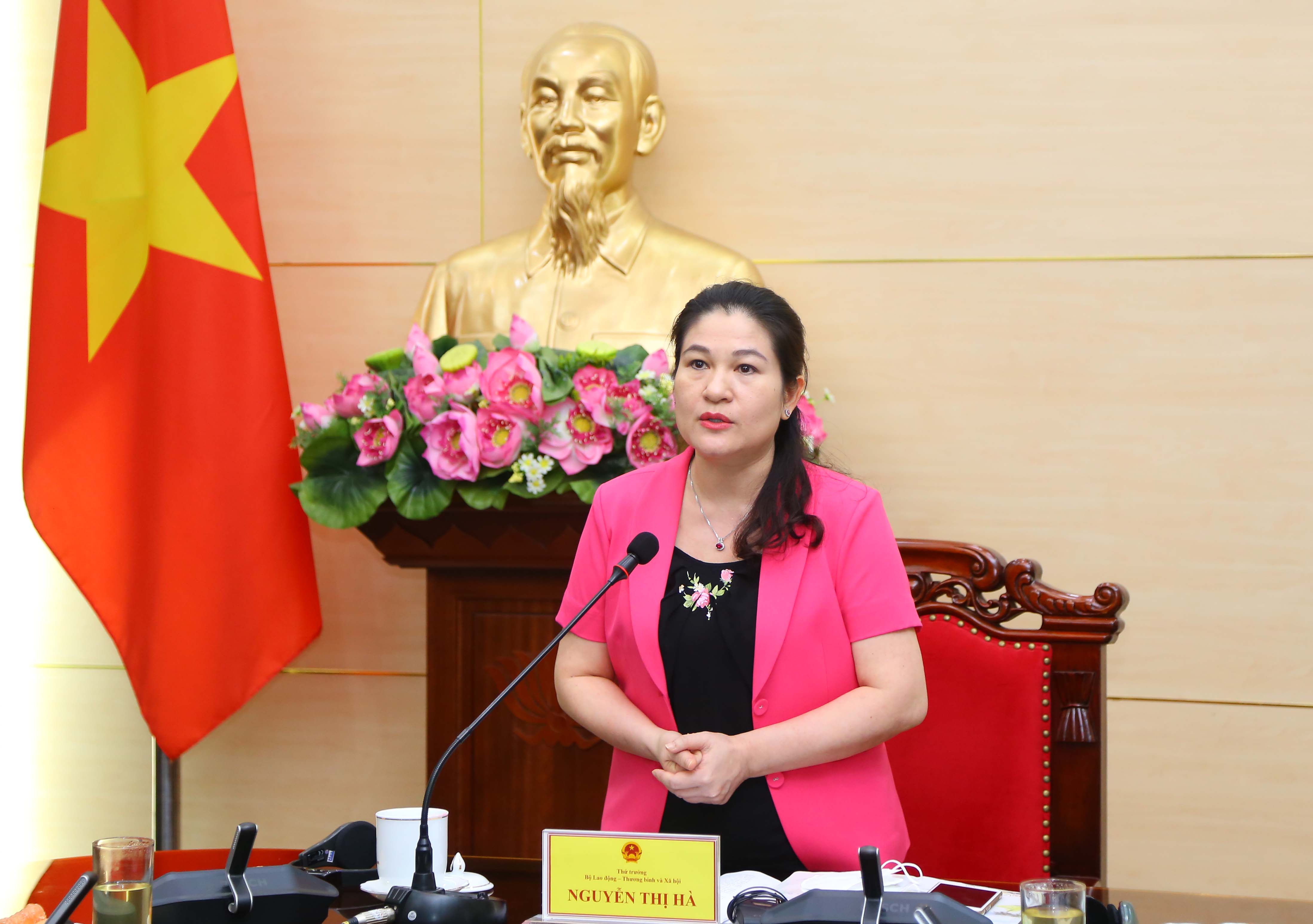 Thứ trưởng Bộ PG88 Sòng bạc trực tuyến TOP 1 Việt Nam | Casino, Nổ Hũ - Thương binh v&agrave; X&atilde; hội Nguyễn Thị H&agrave; nhấn mạnh cần bảo đảm an to&agrave;n, ph&ograve;ng, chống l&acirc;y nhiễm Covid-19 cho trẻ em.