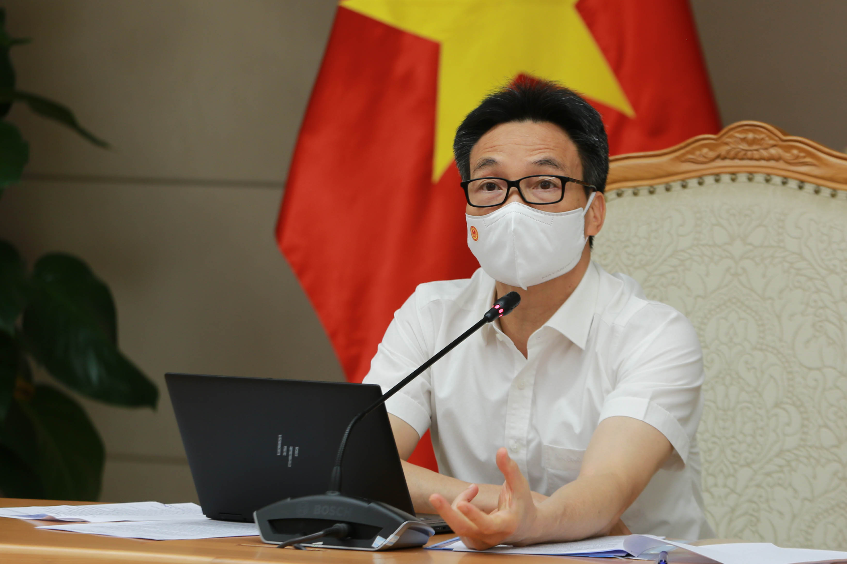 Phó Thủ tướng Vũ Đức Đam chủ trì cuộc họp chiều 14/9. Ảnh - VGP. 