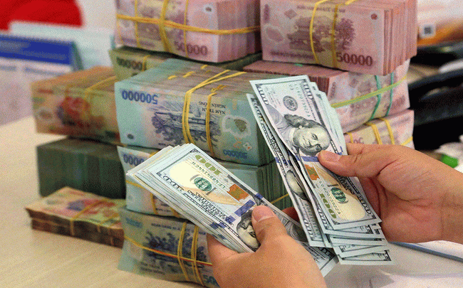 Cuộc “thắt” van tiền toàn cầu ảnh hưởng thế nào đến Việt Nam?