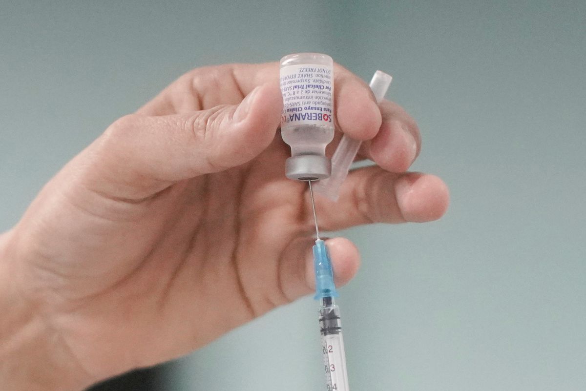Cuba đề nghị WHO phê duyệt 3 vaccine Covid-19
