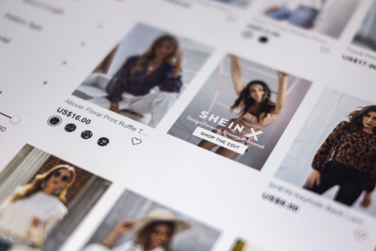 Shein nằm trong nh&oacute;m website thời trang được truy cập nhiều nhất thế giới.