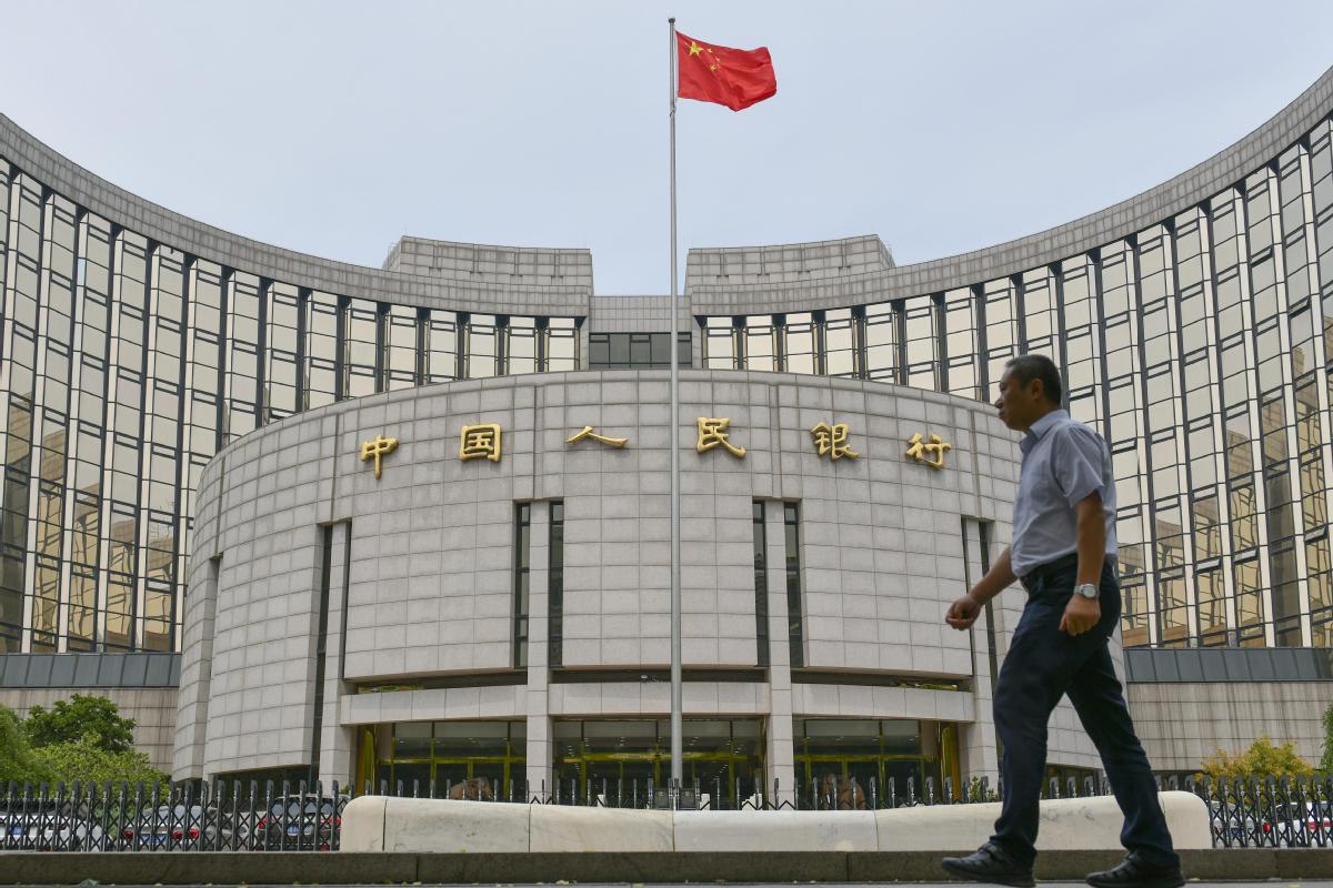 Vẫn giữ im lặng về Evergrande, Trung Quốc bơm ròng 71 tỷ USD vào thị trường trong 1 tuần