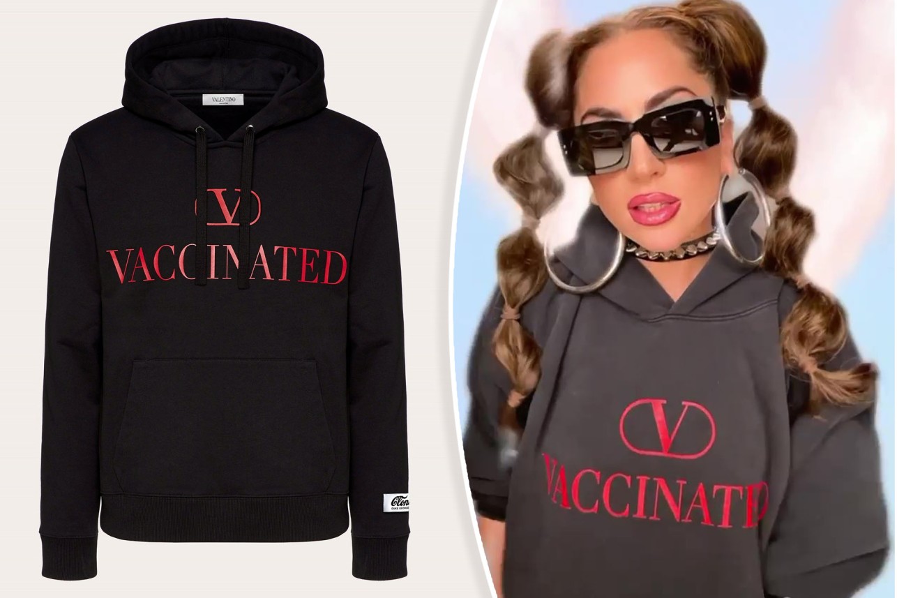 Nữa ca sỹ Lady Gaga l&agrave; người đầu ti&ecirc;n sở hữu chiếc &aacute;o đặc biệt n&agrave;y của Valentino, nhưng c&ocirc; ấy chắc chắn kh&ocirc;ng phải người cuối c&ugrave;ng.