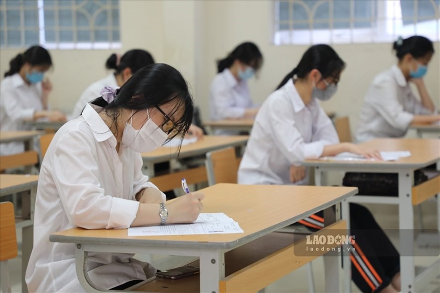Bắc Ninh: Học sinh có hoàn cảnh khó khăn do Covid-19 không phải đóng  học phí